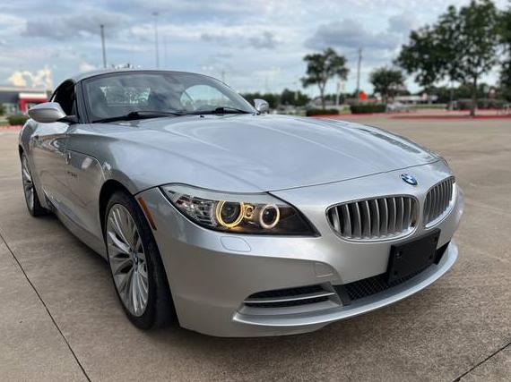 BMW Z4 2009 WBALM73579E165137 image