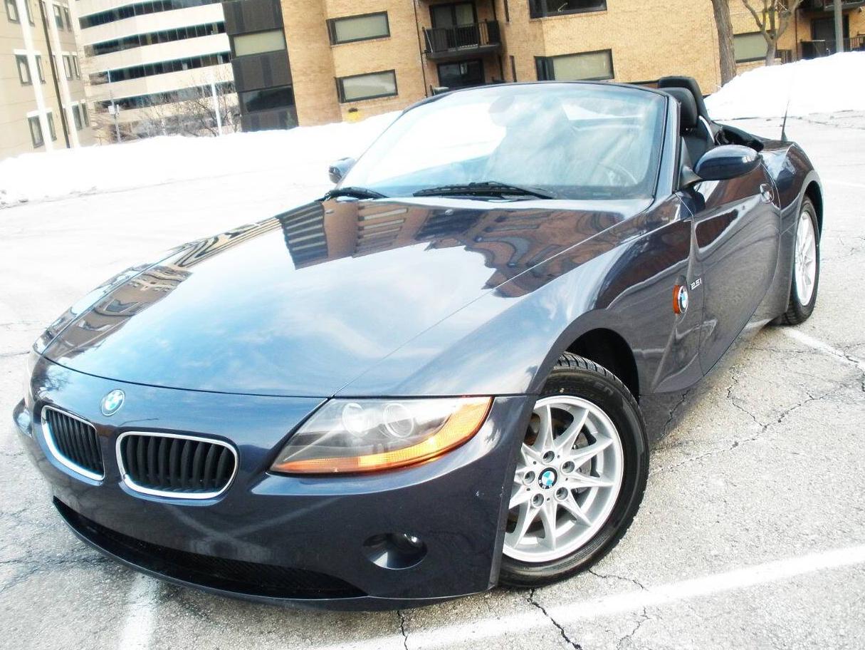 BMW Z4 2004 4USBT33564LS51290 image