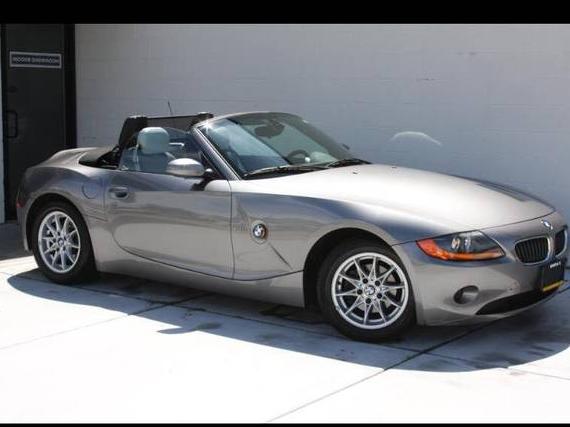 BMW Z4 2004 4USBT33554LS49708 image