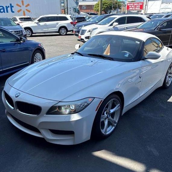 BMW Z4 2011 WBALM5C53BE378659 image