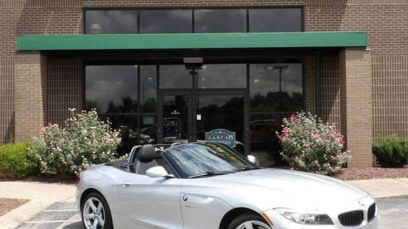 BMW Z4 2010 WBALM5C55AE377611 image