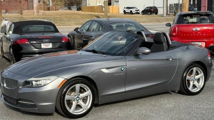 BMW Z4 2010 WBALM5C54AE377079 image