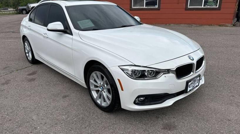 BMW 320I 2018 WBA8E5G53JNU47748 image