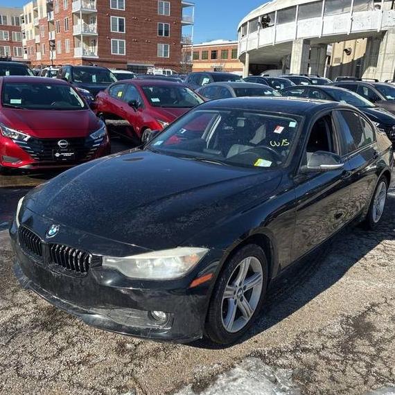 BMW 320I 2014 WBA3C3G54ENS70363 image BMW 320I 2014 WBA3C3G54ENS70363 image