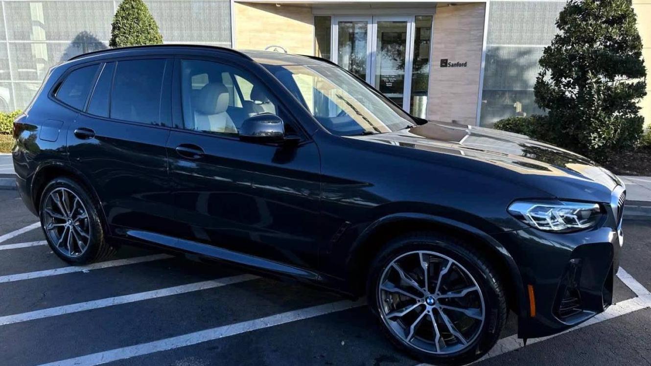 BMW X3 2023 5UX43DP02P9N70396 image