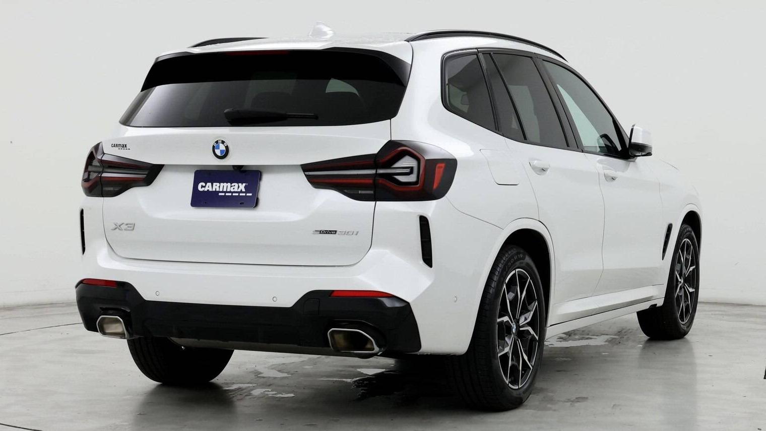 BMW X3 2023 5UX43DP03P9N77826 image