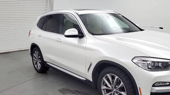 BMW X3 2019 5UXTR7C51KLR52802 image