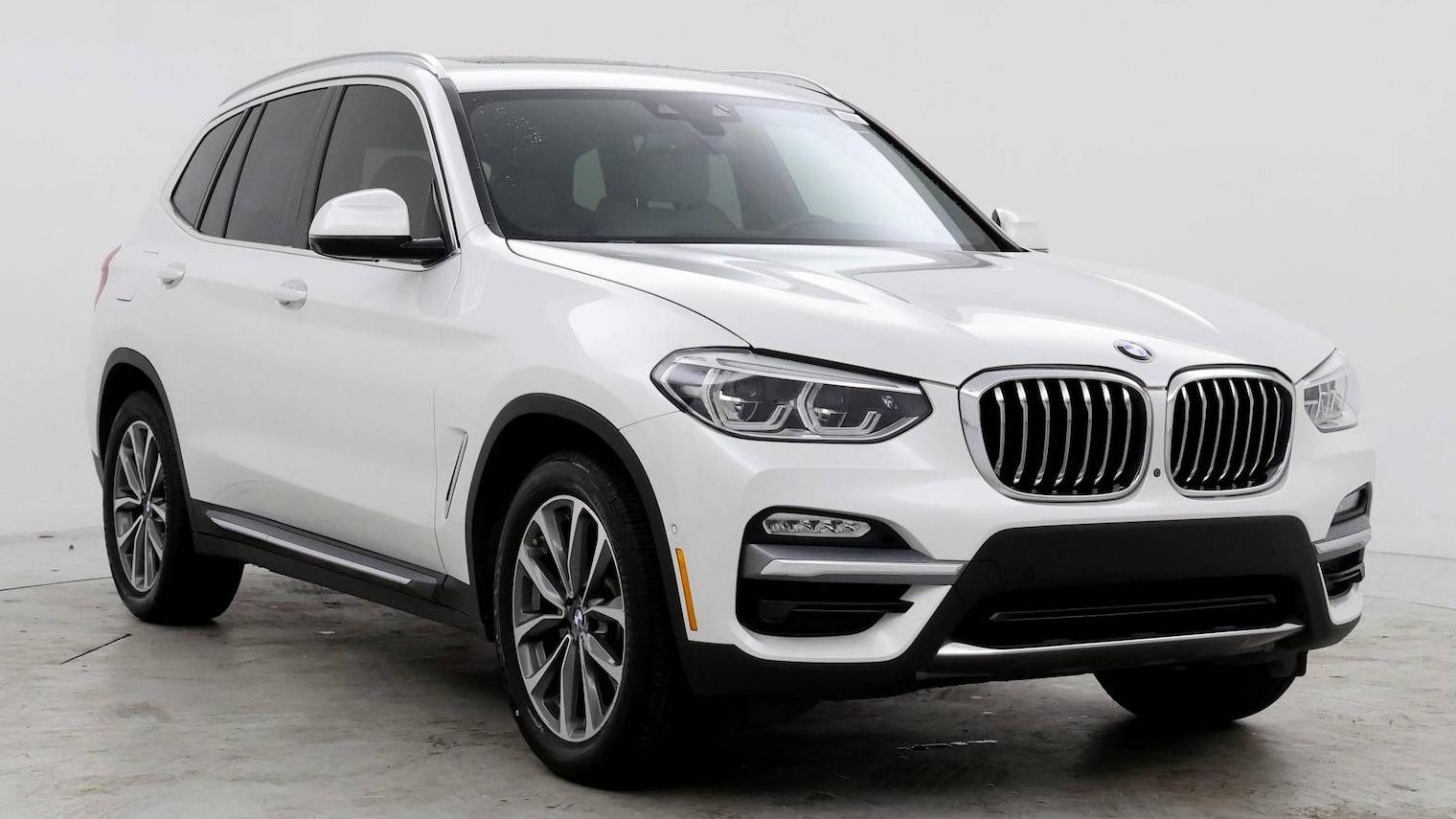 BMW X3 2019 5UXTR9C54KLP94662 image