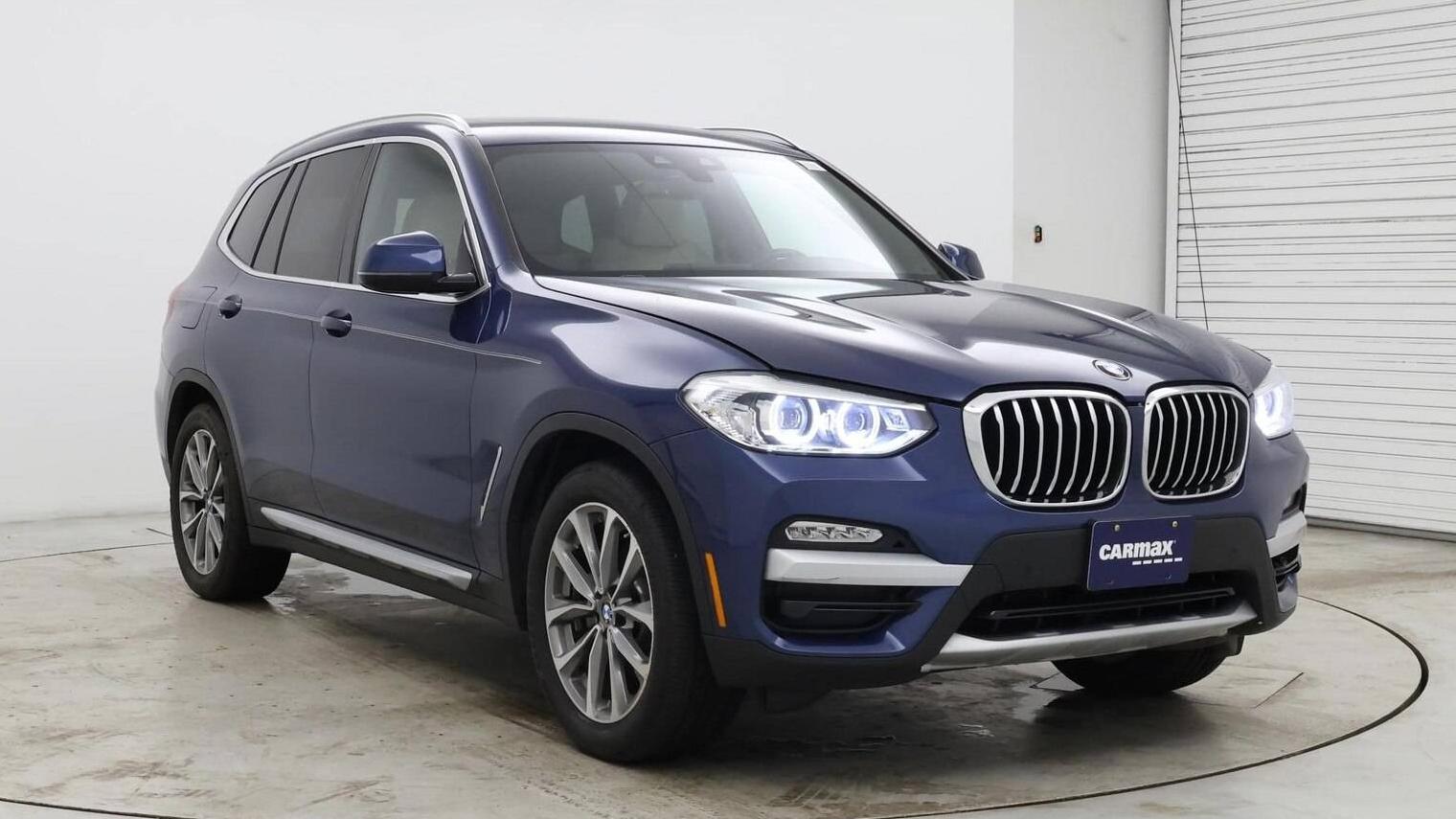 BMW X3 2019 5UXTR9C55KLD93401 image