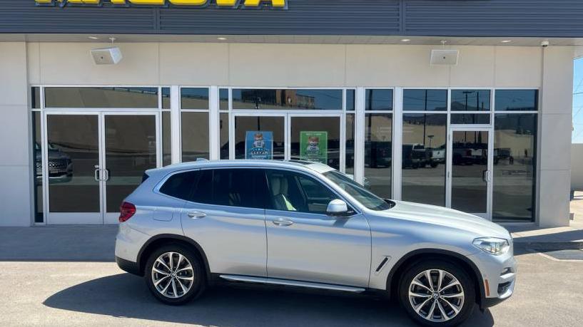 BMW X3 2019 5UXTR7C57KLR46874 image