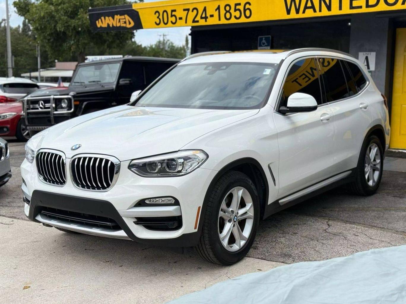 BMW X3 2019 5UXTR7C5XKLR44049 image