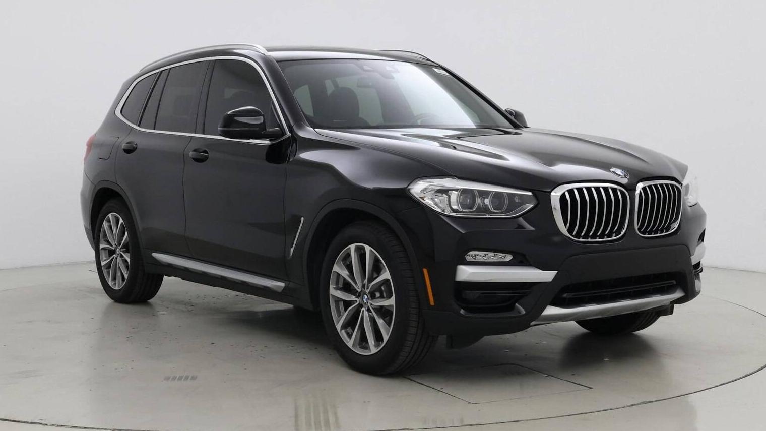 BMW X3 2019 5UXTR7C51KLF33755 image