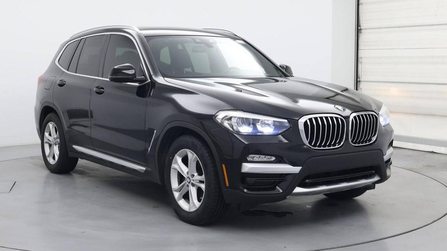 BMW X3 2019 5UXTR7C52KLF32792 image