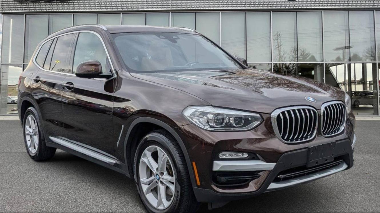 BMW X3 2019 5UXTR9C5XKLE18969 image