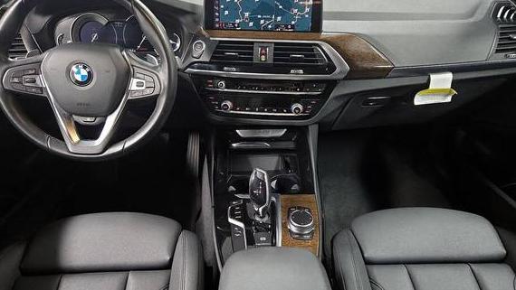 BMW X3 2019 5UXTR9C56KLP89138 image