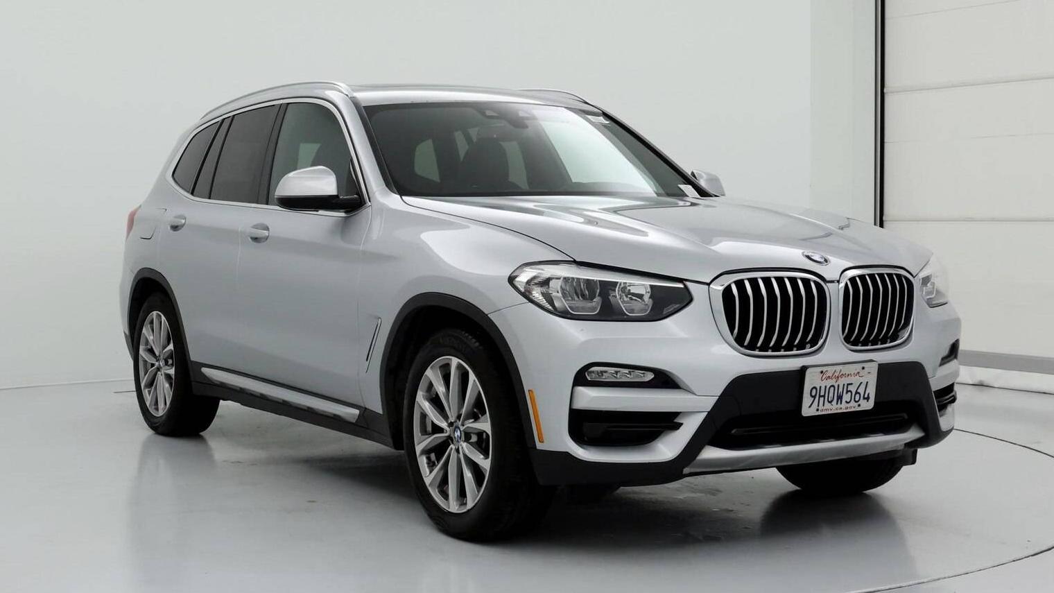 BMW X3 2019 5UXTR7C52KLF26331 image