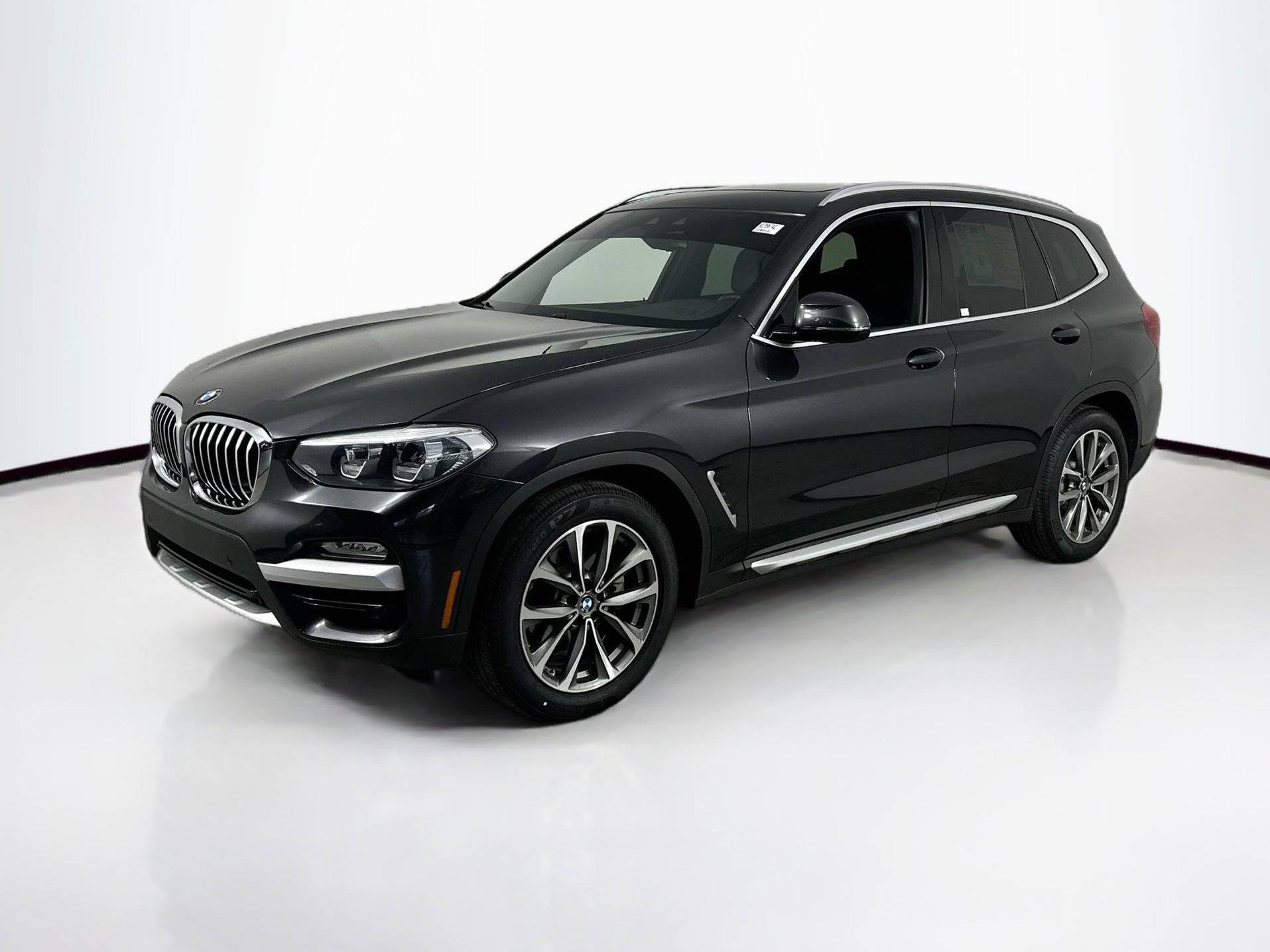 BMW X3 2019 5UXTR9C51KLP96742 image