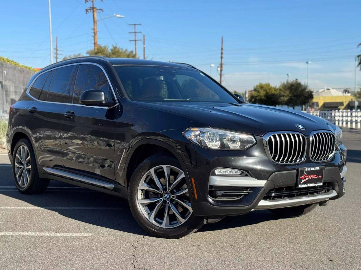 BMW X3 2019 5UXTR7C50KLE93622 image