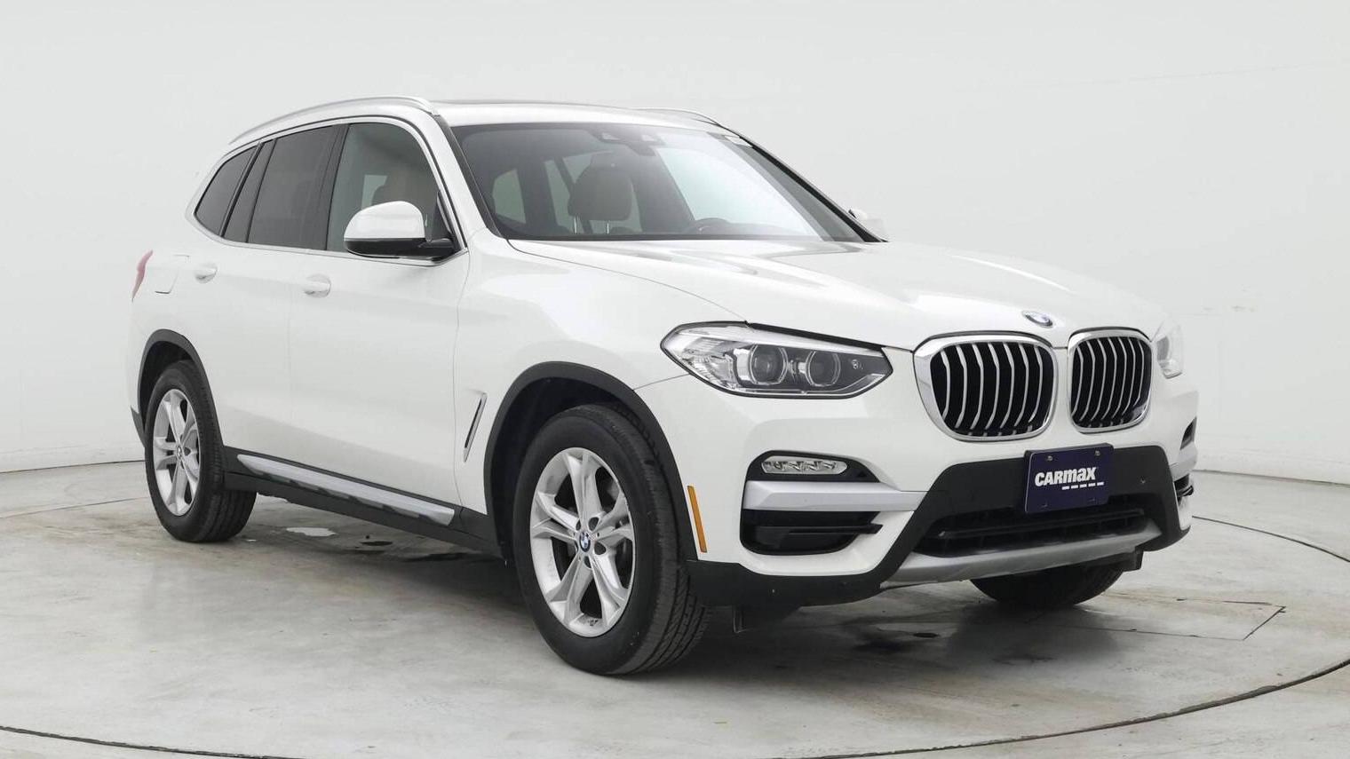 BMW X3 2019 5UXTR9C51KLP92884 image