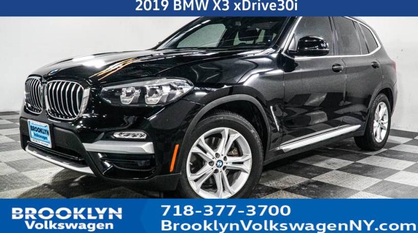 BMW X3 2019 5UXTR9C56KLD91088 image