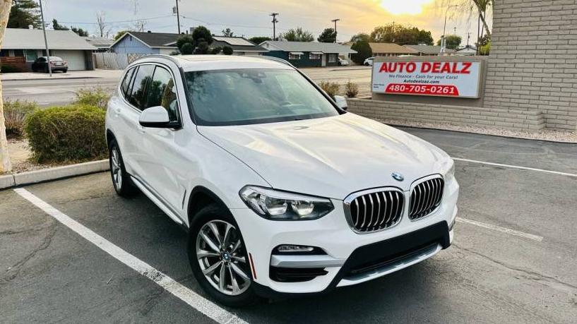 BMW X3 2019 5UXTR7C5XKLF34175 image