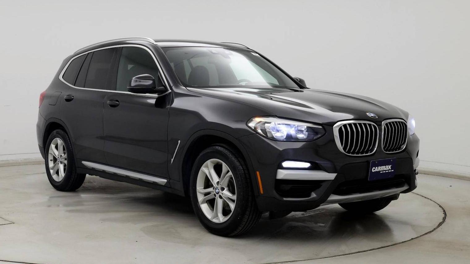 BMW X3 2019 5UXTR9C54KLE21172 image