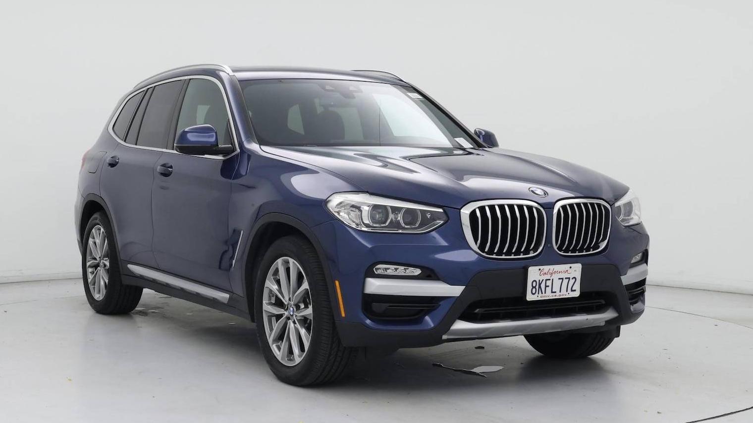 BMW X3 2019 5UXTR7C5XKLR44861 image