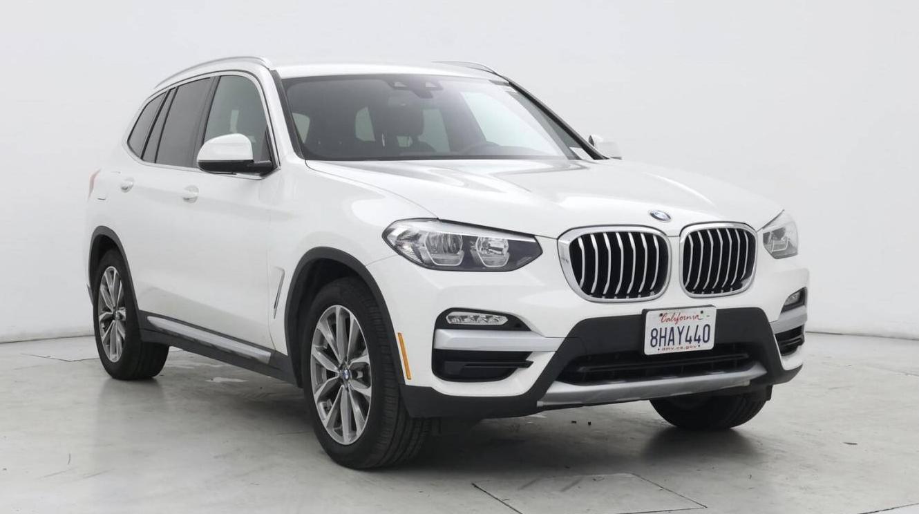 BMW X3 2019 5UXTR9C55KLE15137 image