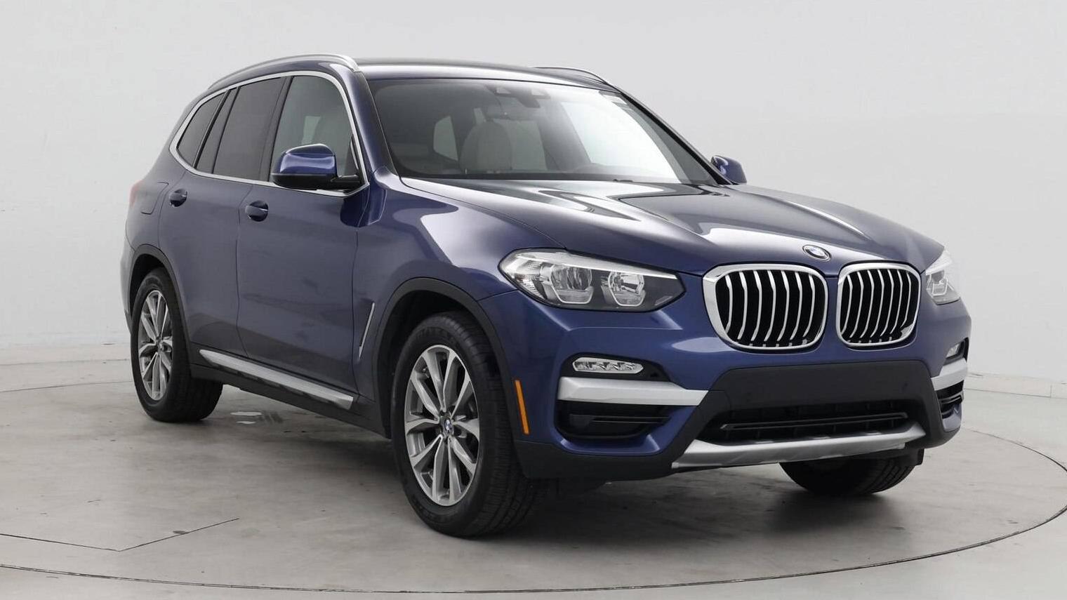 BMW X3 2019 5UXTR7C51KLF33013 image