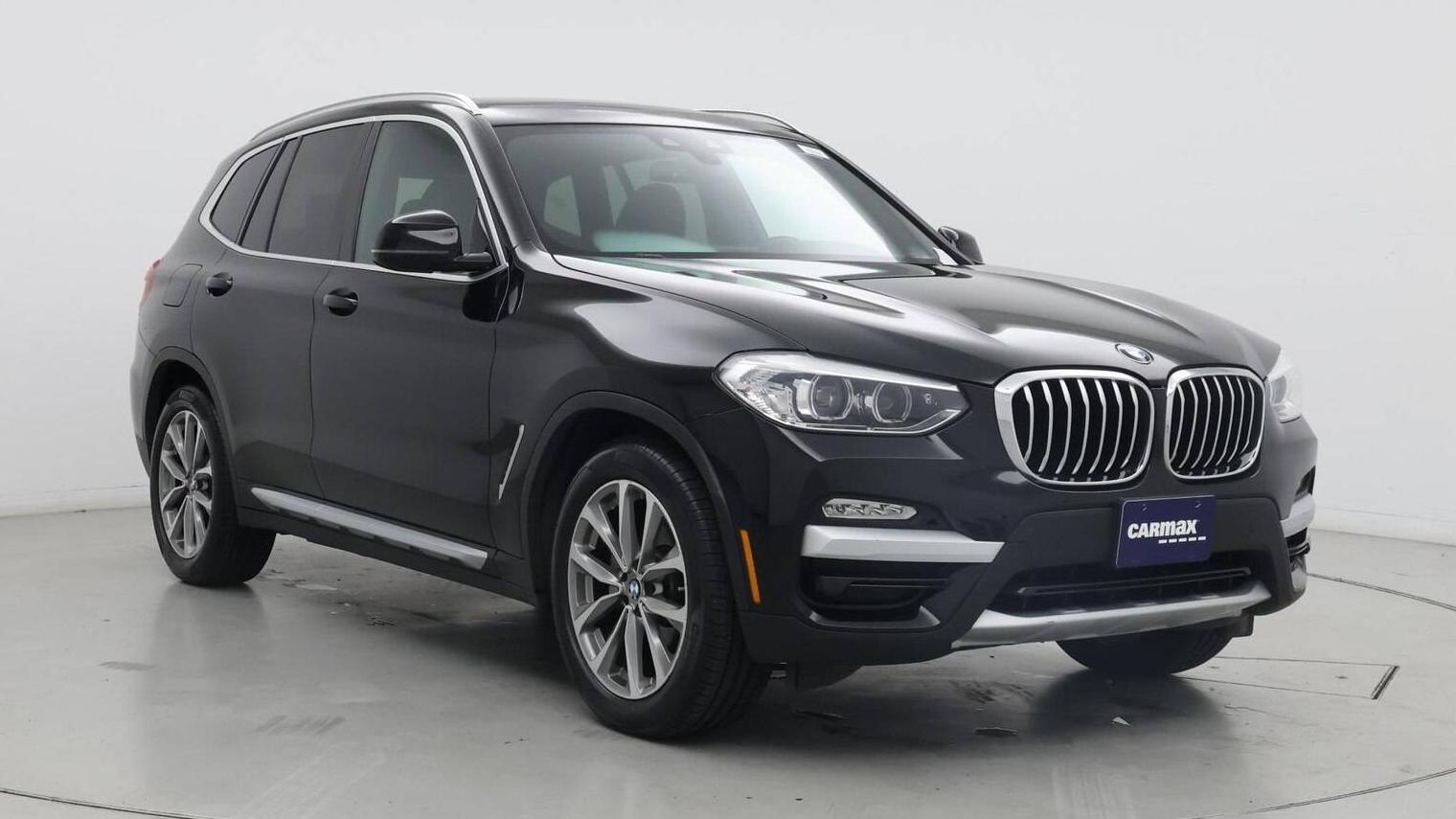 BMW X3 2019 5UXTR7C53KLR45883 image