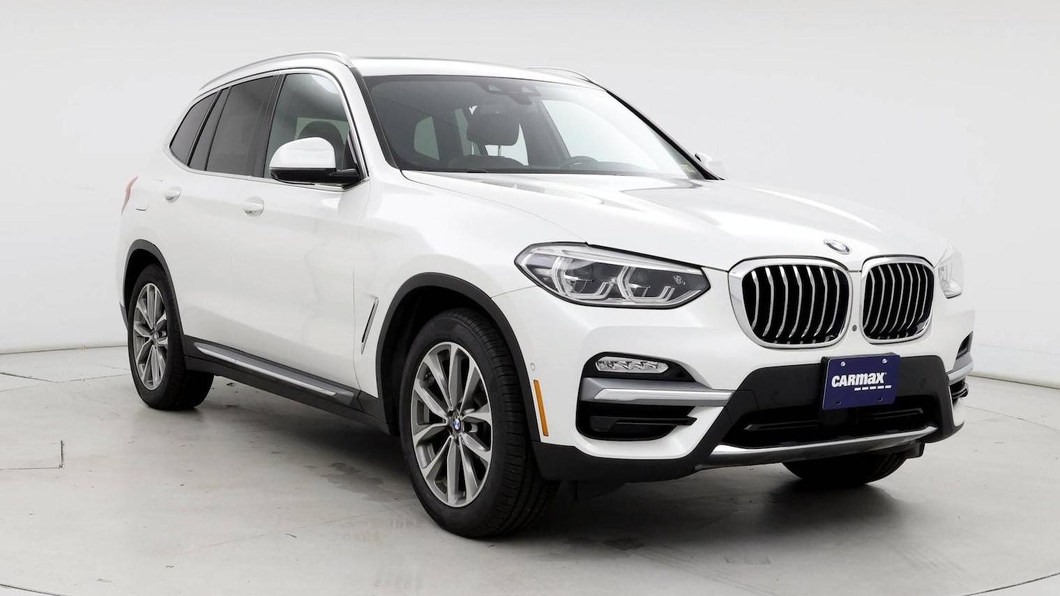 BMW X3 2019 5UXTR9C53KLP77402 image