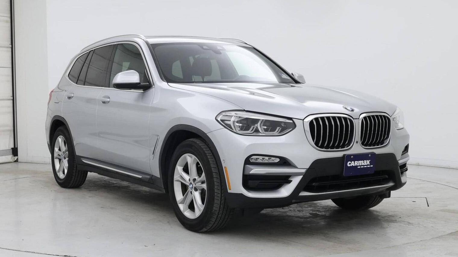 BMW X3 2019 5UXTR9C54KLR10359 image