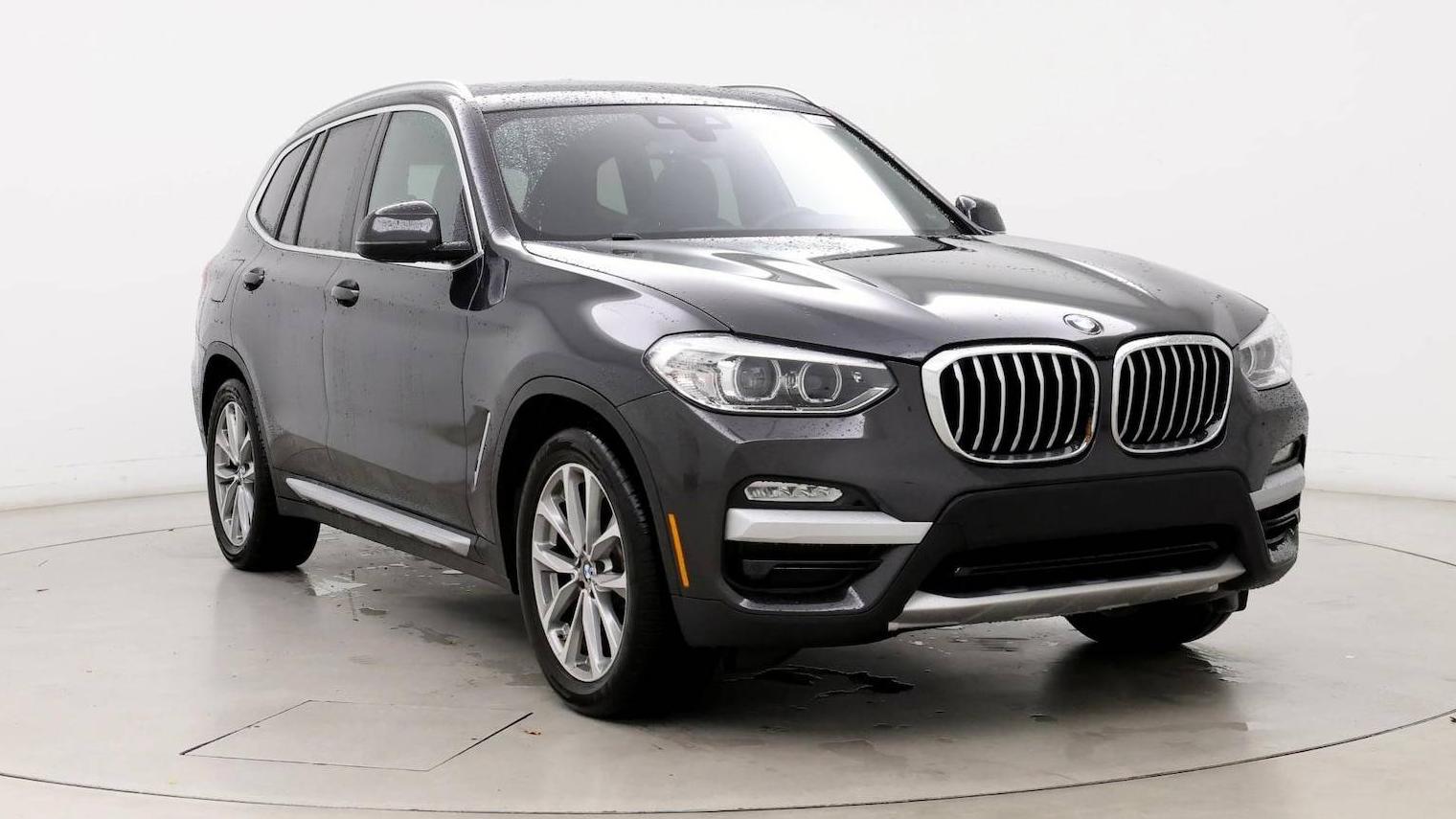 BMW X3 2019 5UXTR7C51KLF32492 image