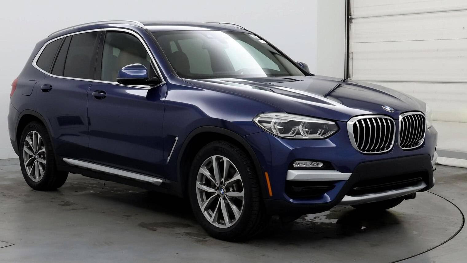 BMW X3 2019 5UXTR7C57KLF27135 image