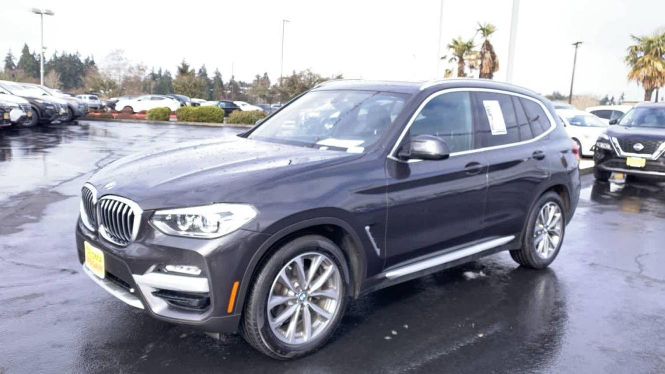 BMW X3 2018 5UXTR9C54JLD70738 image