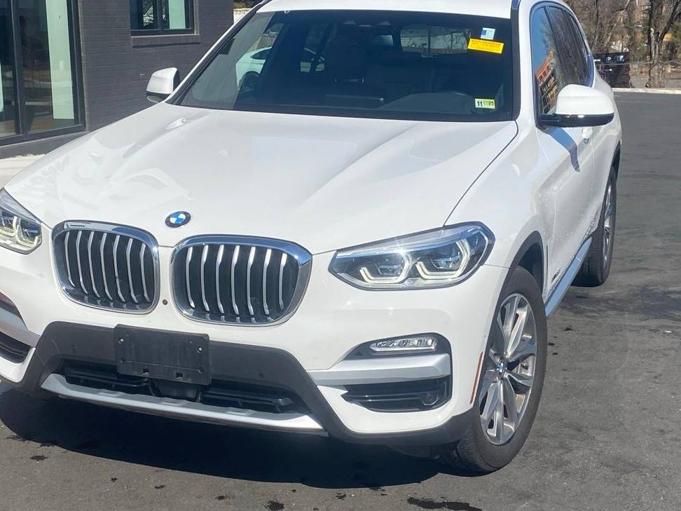 BMW X3 2018 5UXTR9C52JLC68631 image