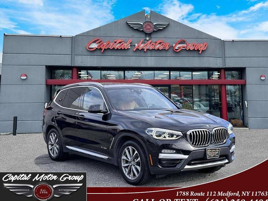 BMW X3 2018 5UXTR9C56JLC75596 image