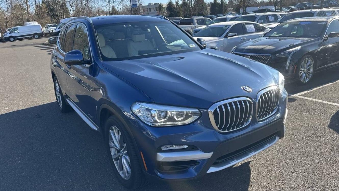 BMW X3 2018 5UXTR9C51JLC73691 image