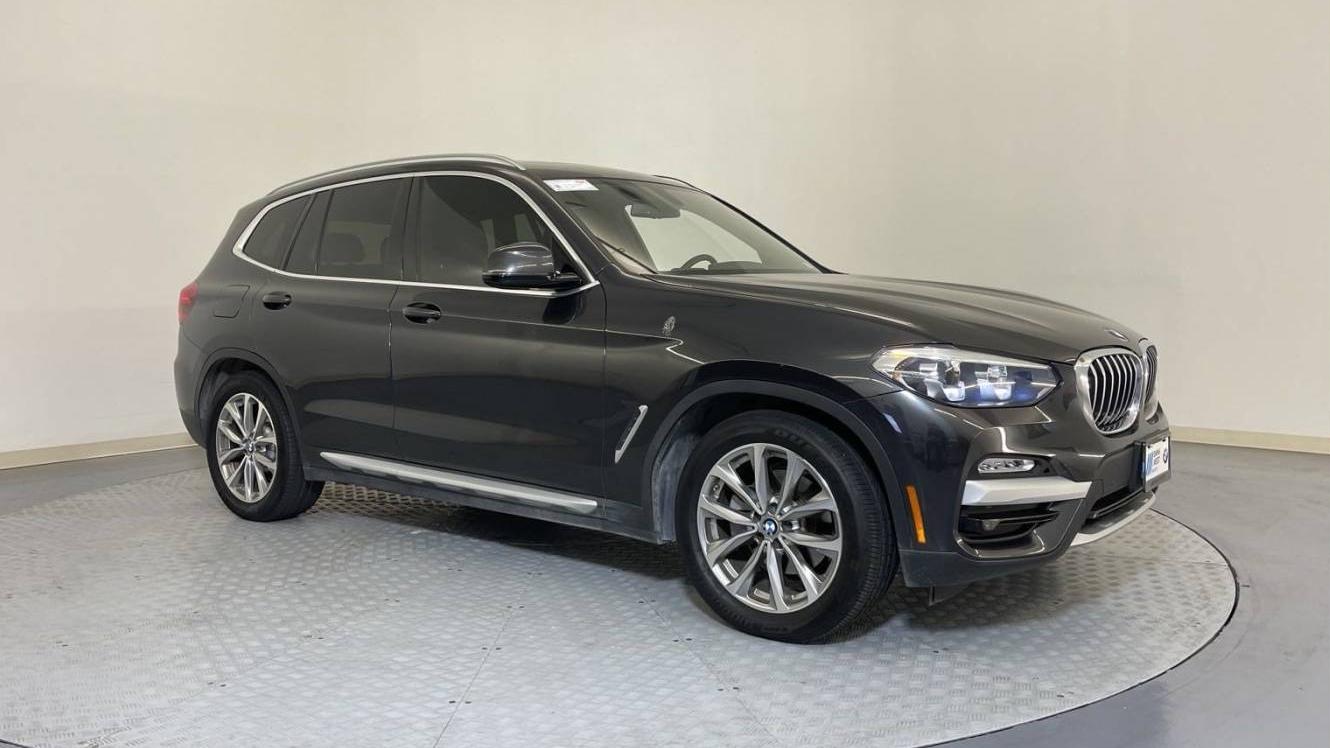 BMW X3 2018 5UXTR9C58JLD71715 image