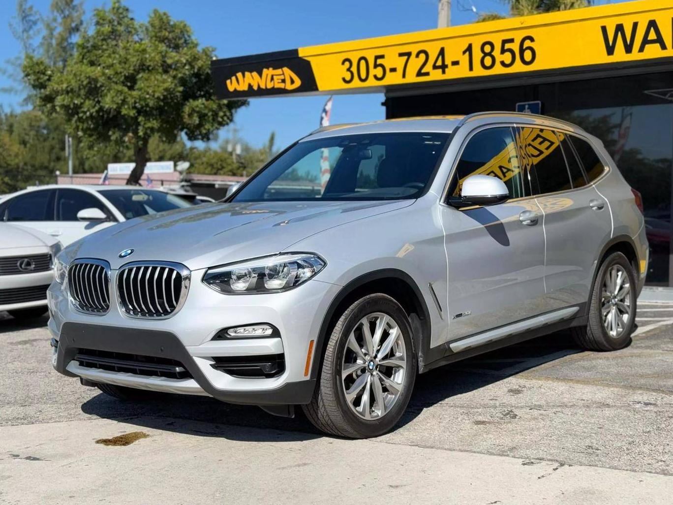 BMW X3 2018 5UXTR9C51JLD60474 image