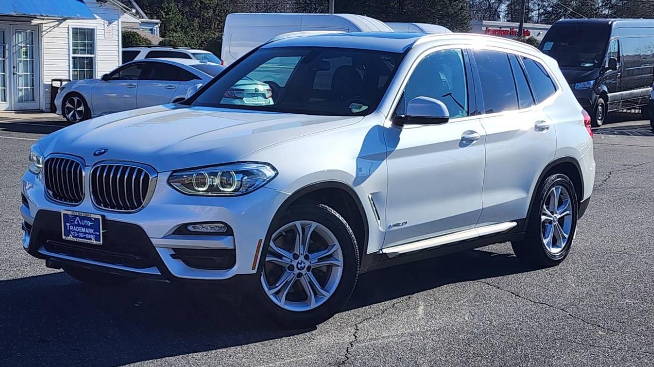 BMW X3 2018 5UXTR9C59JLC75625 image