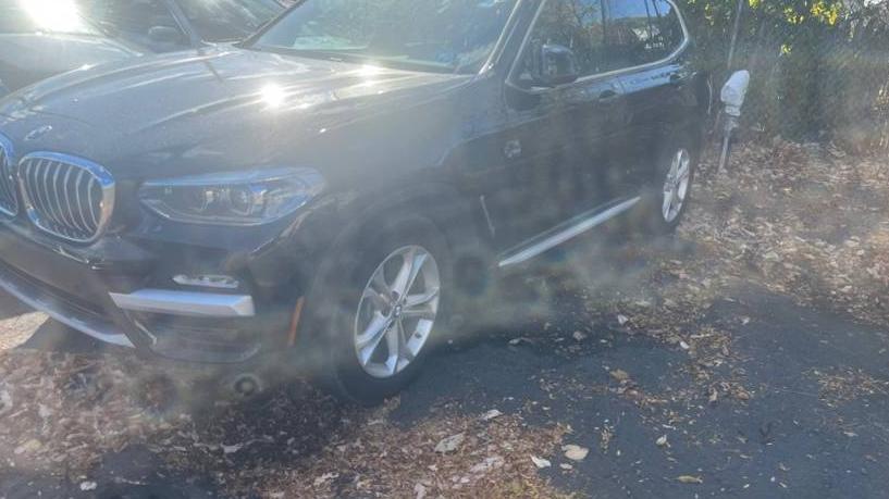 BMW X3 2018 5UXTR9C53JLD67491 image