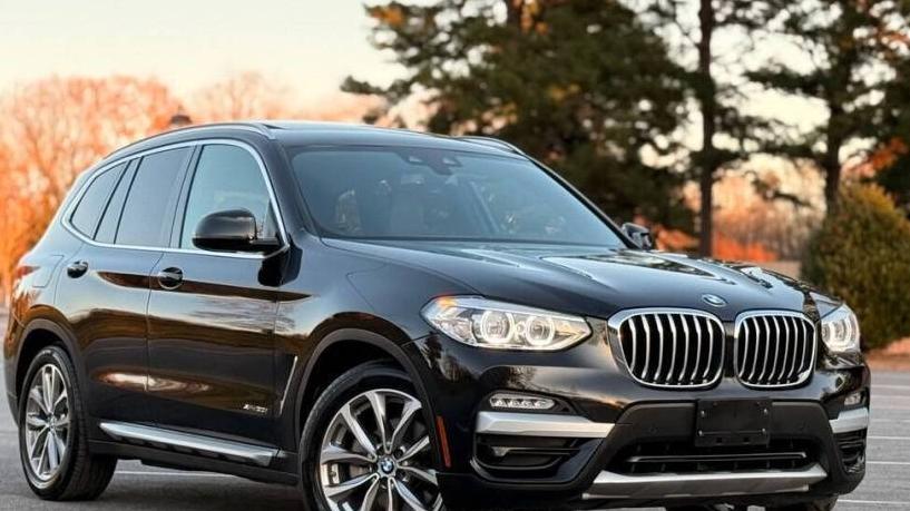 BMW X3 2018 5UXTR9C55JLC83902 image