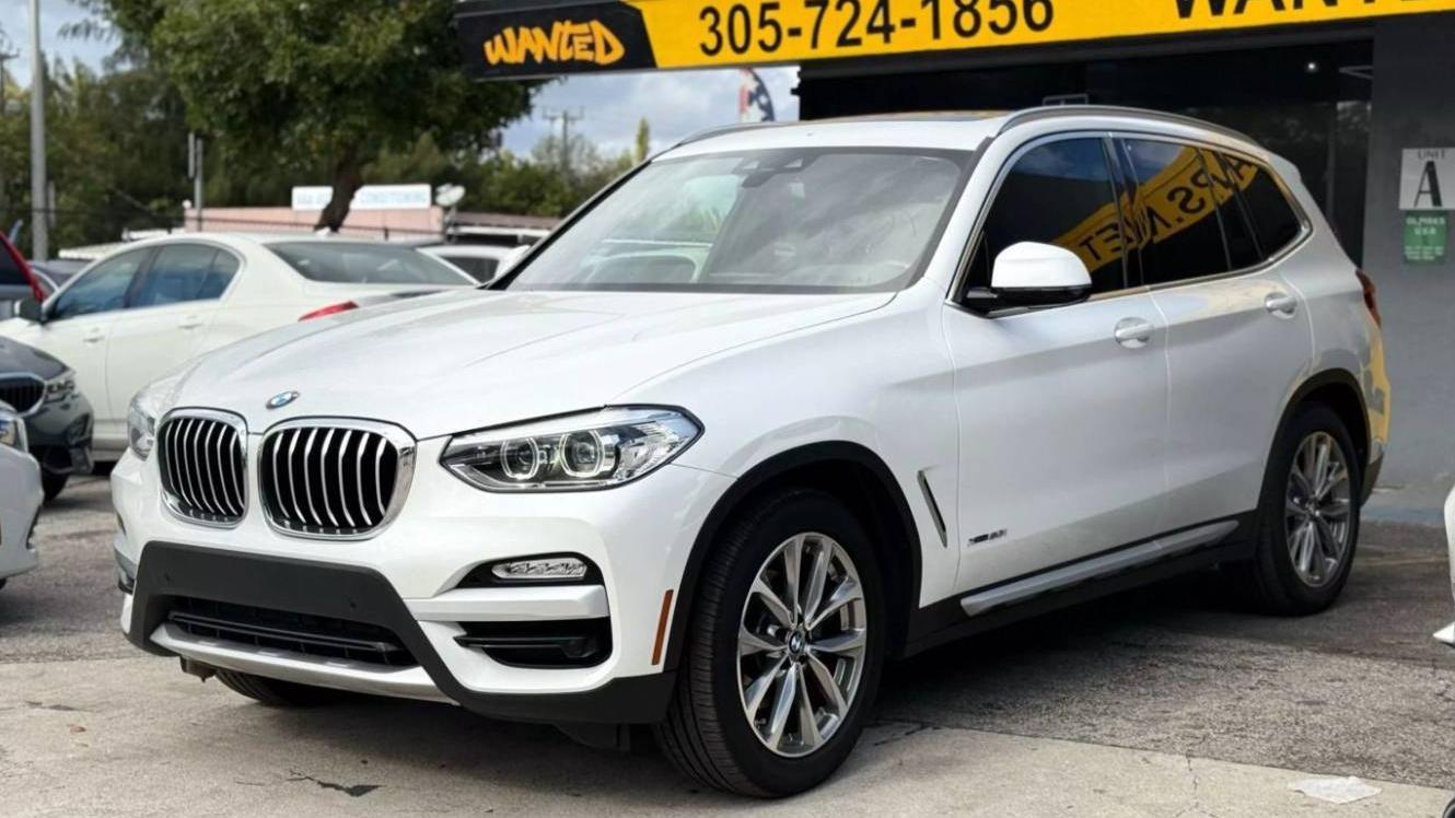 BMW X3 2018 5UXTR9C55JLC82815 image