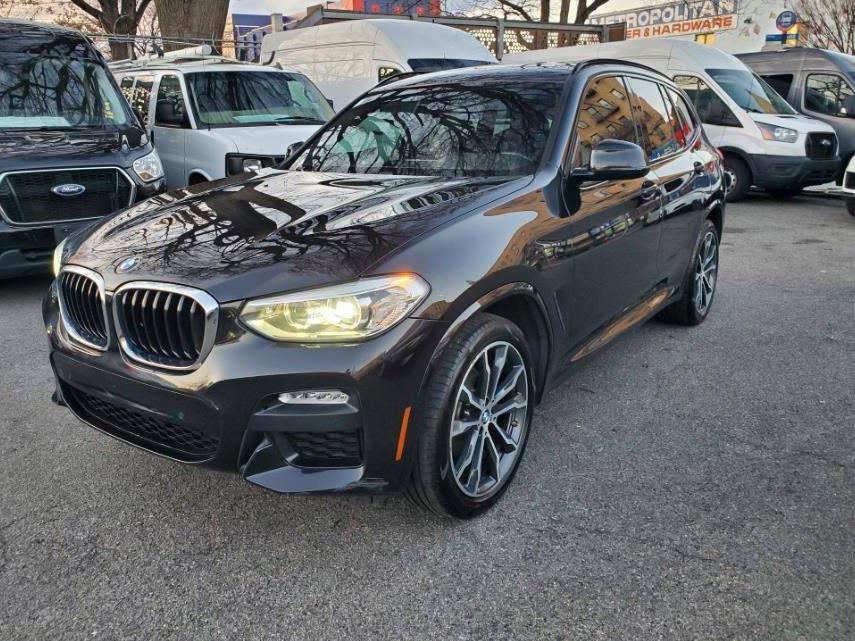 BMW X3 2018 5UXTR9C57JLD89588 image