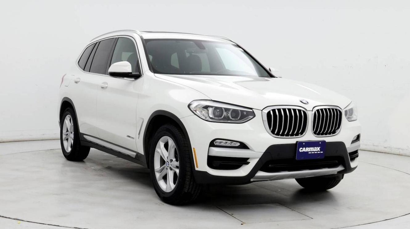 BMW X3 2018 5UXTR9C51JLC79409 image