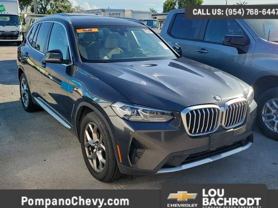 BMW X3 2022 5UX43DP02N9N22698 image