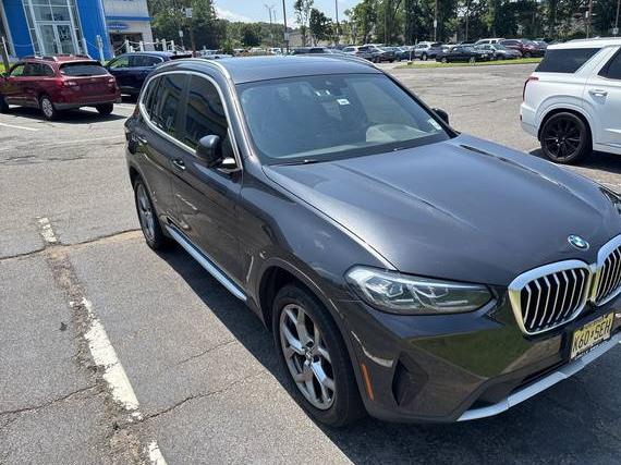 BMW X3 2022 5UX53DP0XN9H43442 image