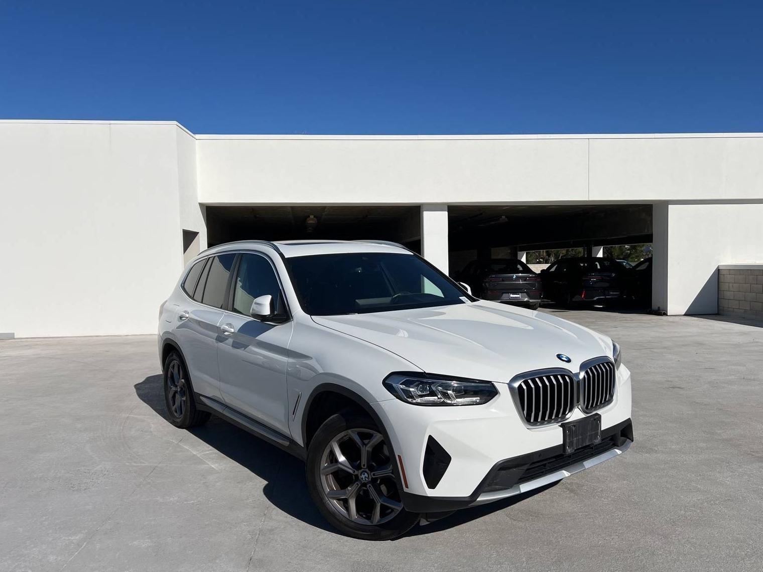 BMW X3 2022 5UX43DP03N9K79810 image