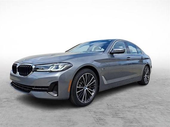 BMW 530E 2023 WBA33AG00PCM36420 image